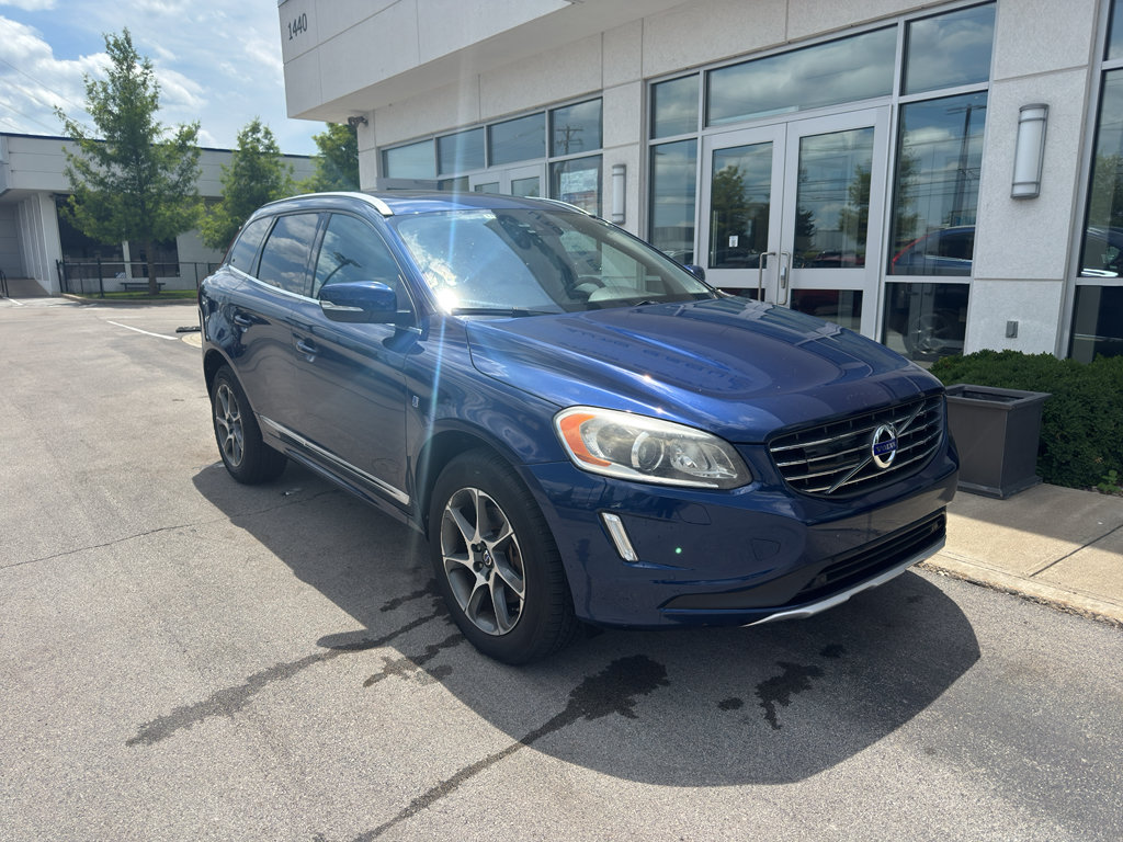 Used 2015 Volvo XC60 T6 Platinum AWD/4WD image 1