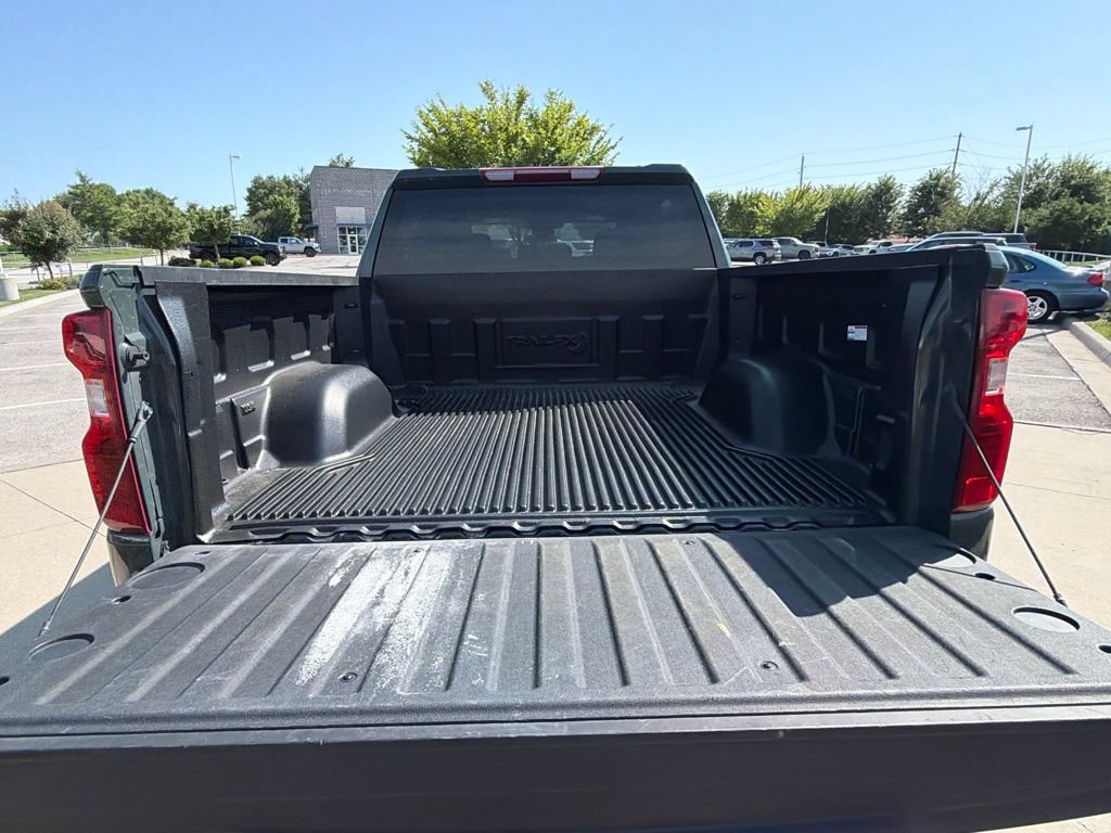 Used 2025 Chevrolet Silverado 1500 LT AWD/4WD image 37