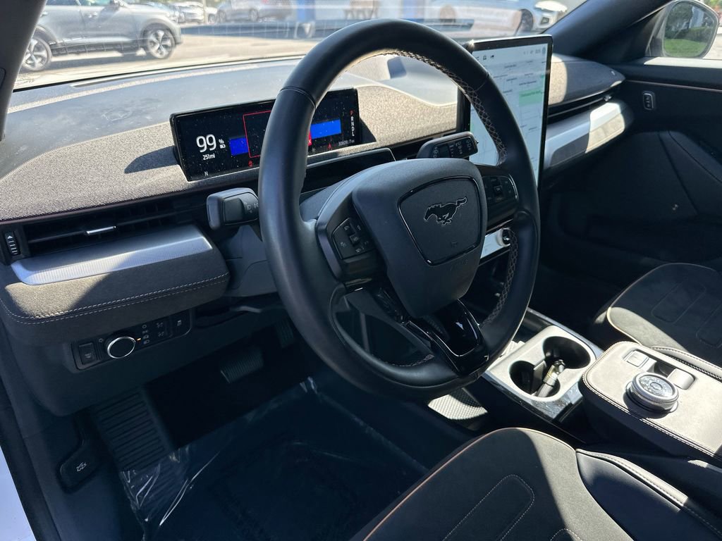 Used 2022 Ford Mustang Mach-E GT AWD/4WD image 9
