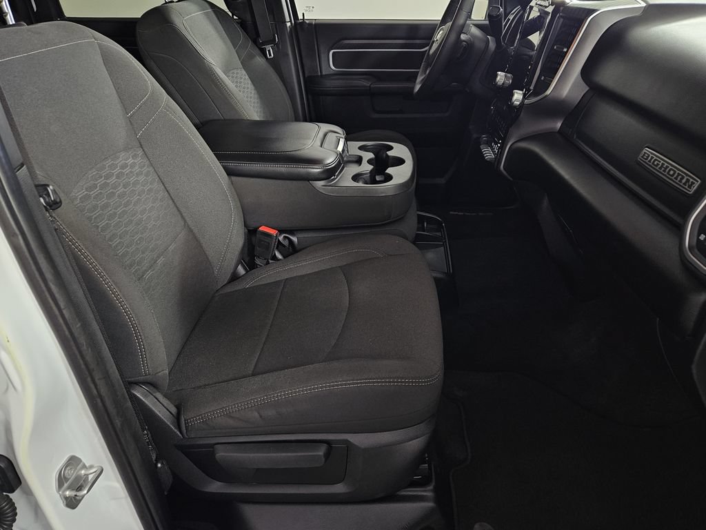 Used 2025 RAM 2500 Big Horn AWD/4WD image 28