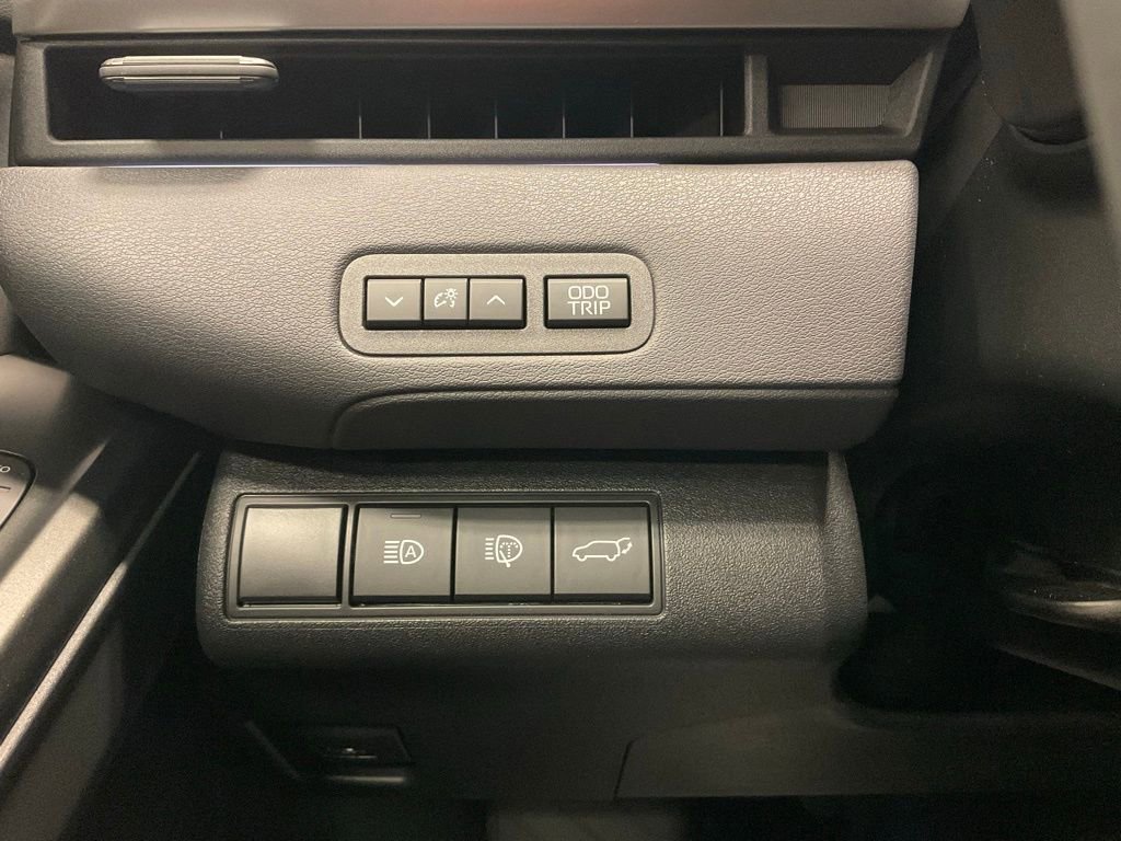 New 2026 Subaru Solterra image 11