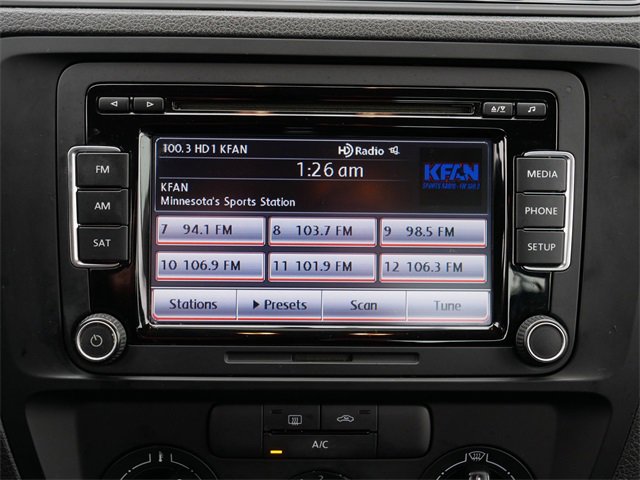 Used 2015 Volkswagen Jetta S image 28