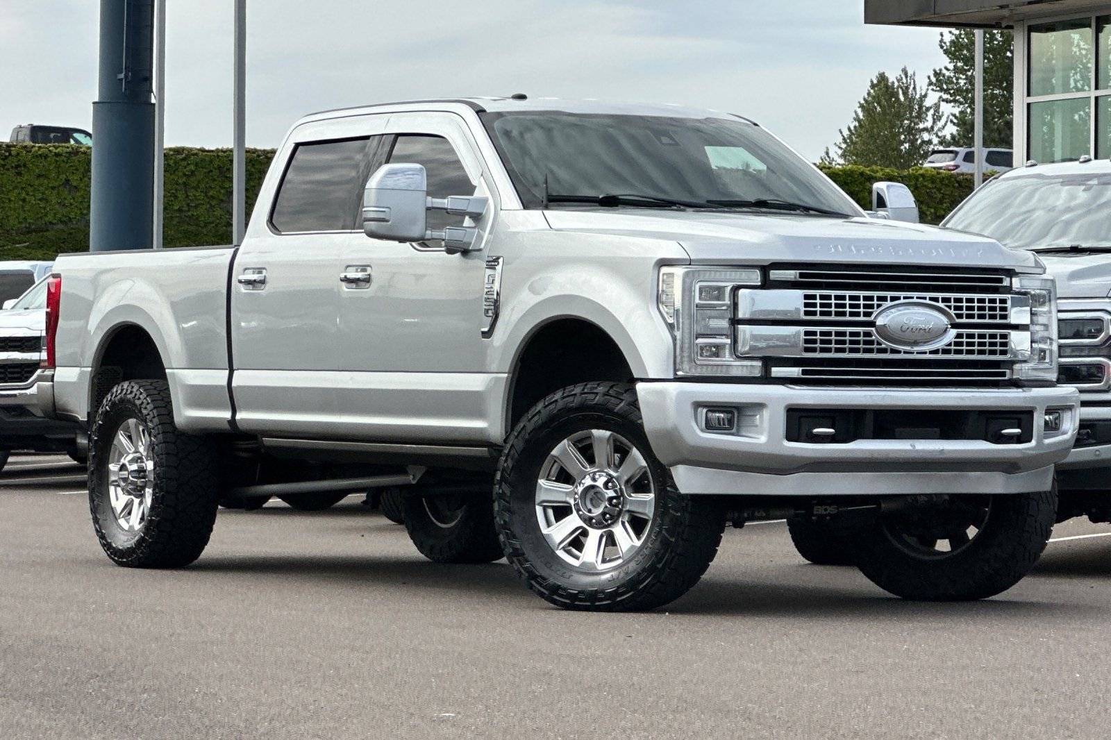 Used 2018 Ford F250 Platinum AWD/4WD image 2