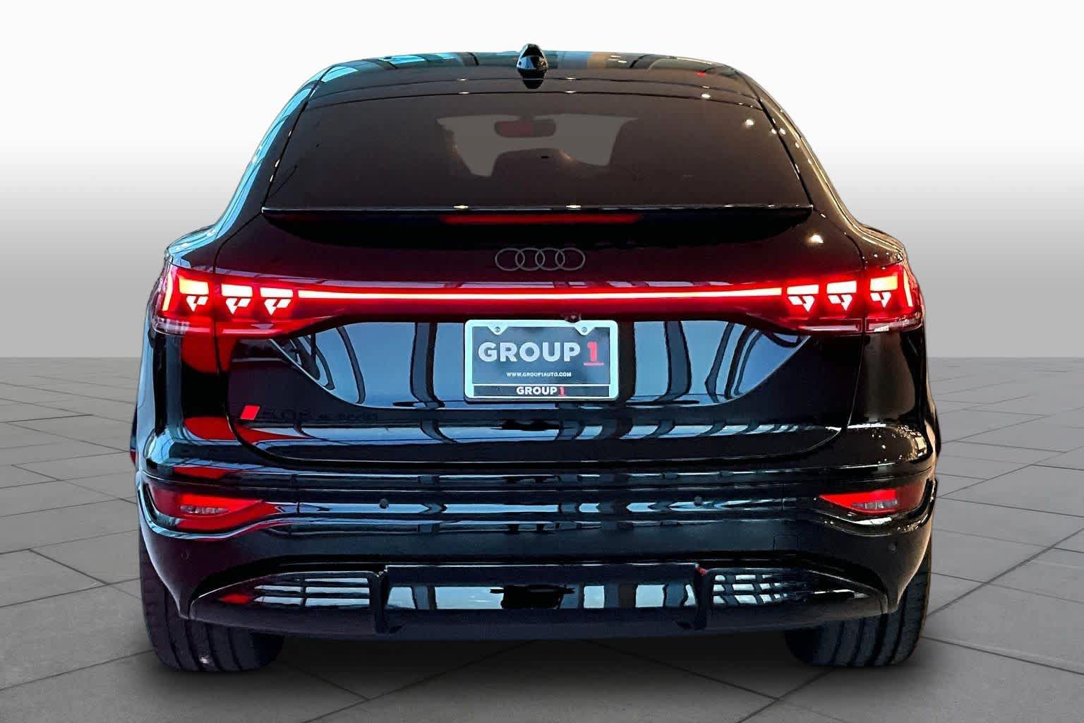 New 2027 Audi SQ6 e-tron Prestige AWD/4WD image 4