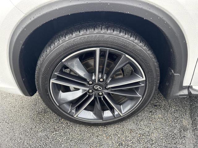 Certified 2025 INFINITI QX55 Luxe w/ Cargo Package image 9