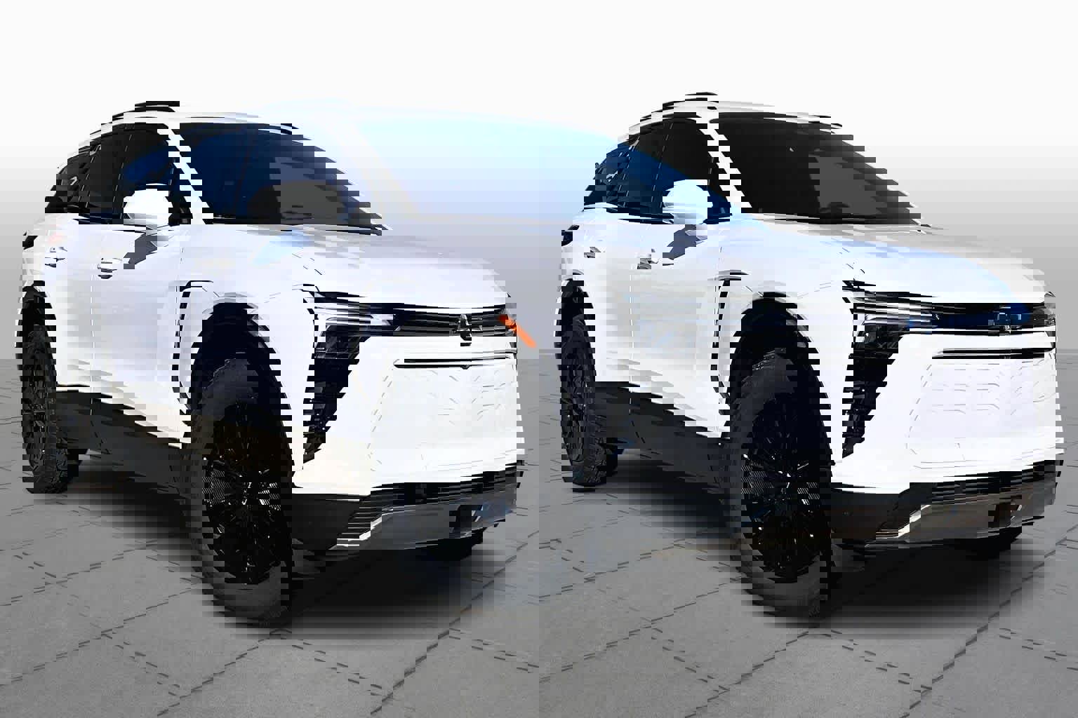 New 2025 Chevrolet Blazer EV LT image 3