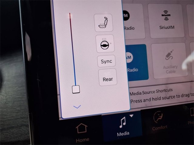 New 2025 Jeep Grand Cherokee L Limited w/ Black Appearance Package image 10