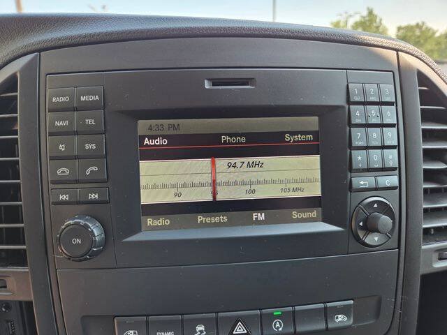 Used 2020 Mercedes-Benz Metris Passenger w/ Premium Safety Package image 30