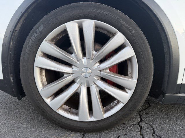 Used 2016 Tesla Model X P90D image 24