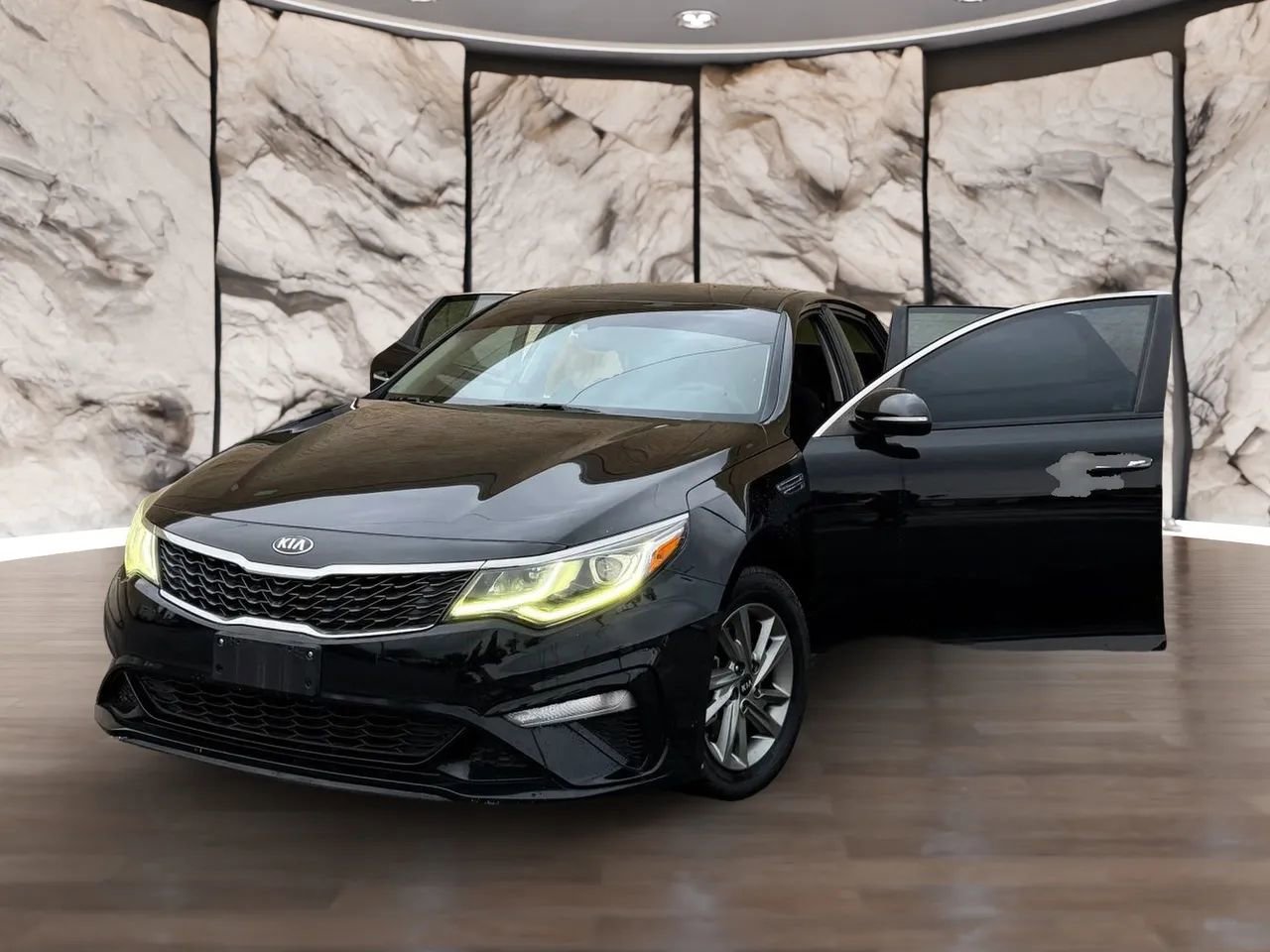 Used 2019 Kia Optima LX image 8
