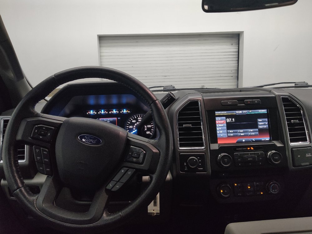 Used 2015 Ford F150 XLT w/ Equipment Group 302A Luxury AWD/4WD image 22
