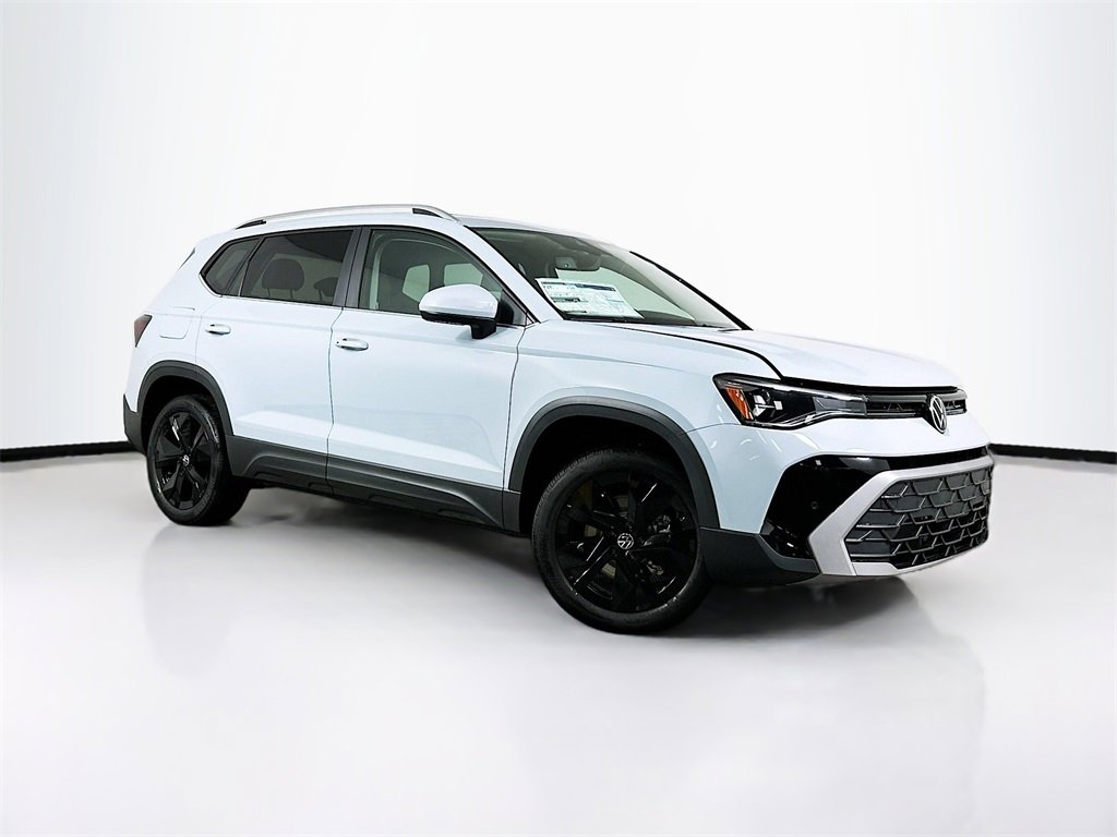 New 2025 Volkswagen Taos SE