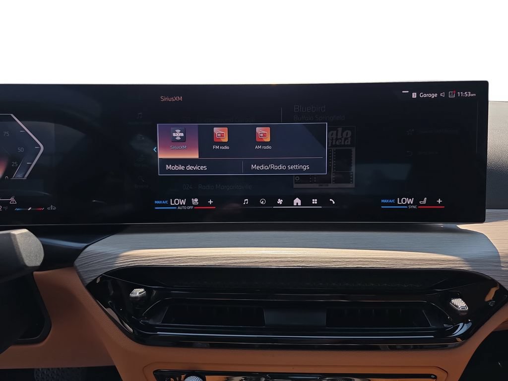 Used 2025 BMW 330i Sedan w/ Convenience Package RWD image 21