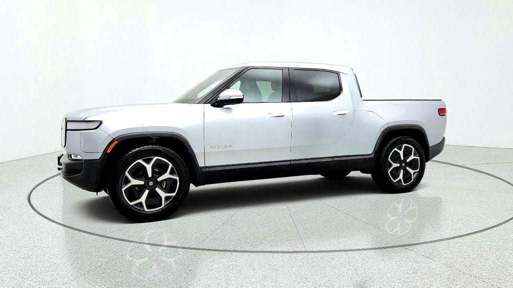 Used 2024 Rivian R1T Adventure Dual AWD/4WD image 8