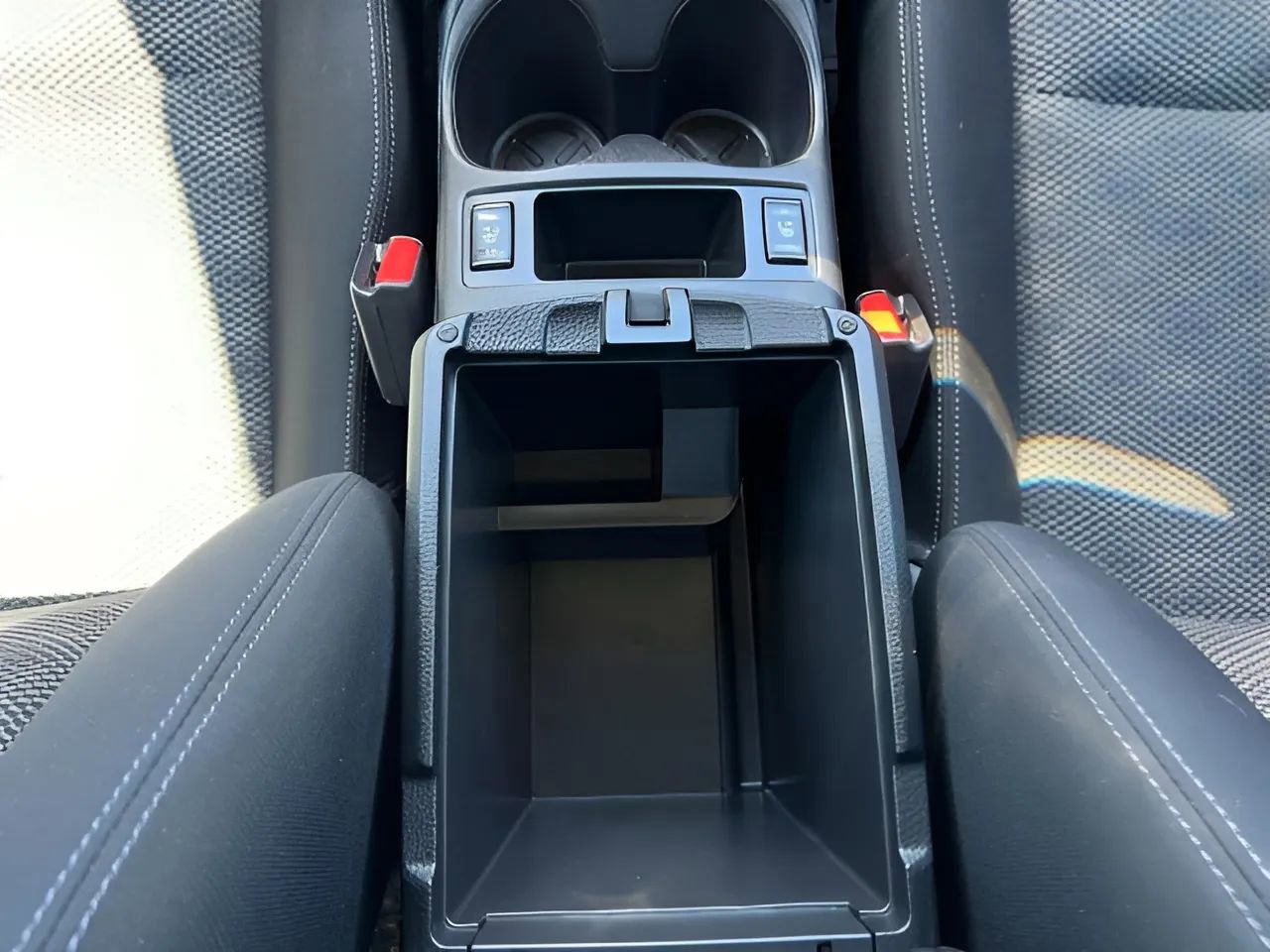 Used 2017 Nissan Rogue Sport SV w/ SV Premium Package image 20