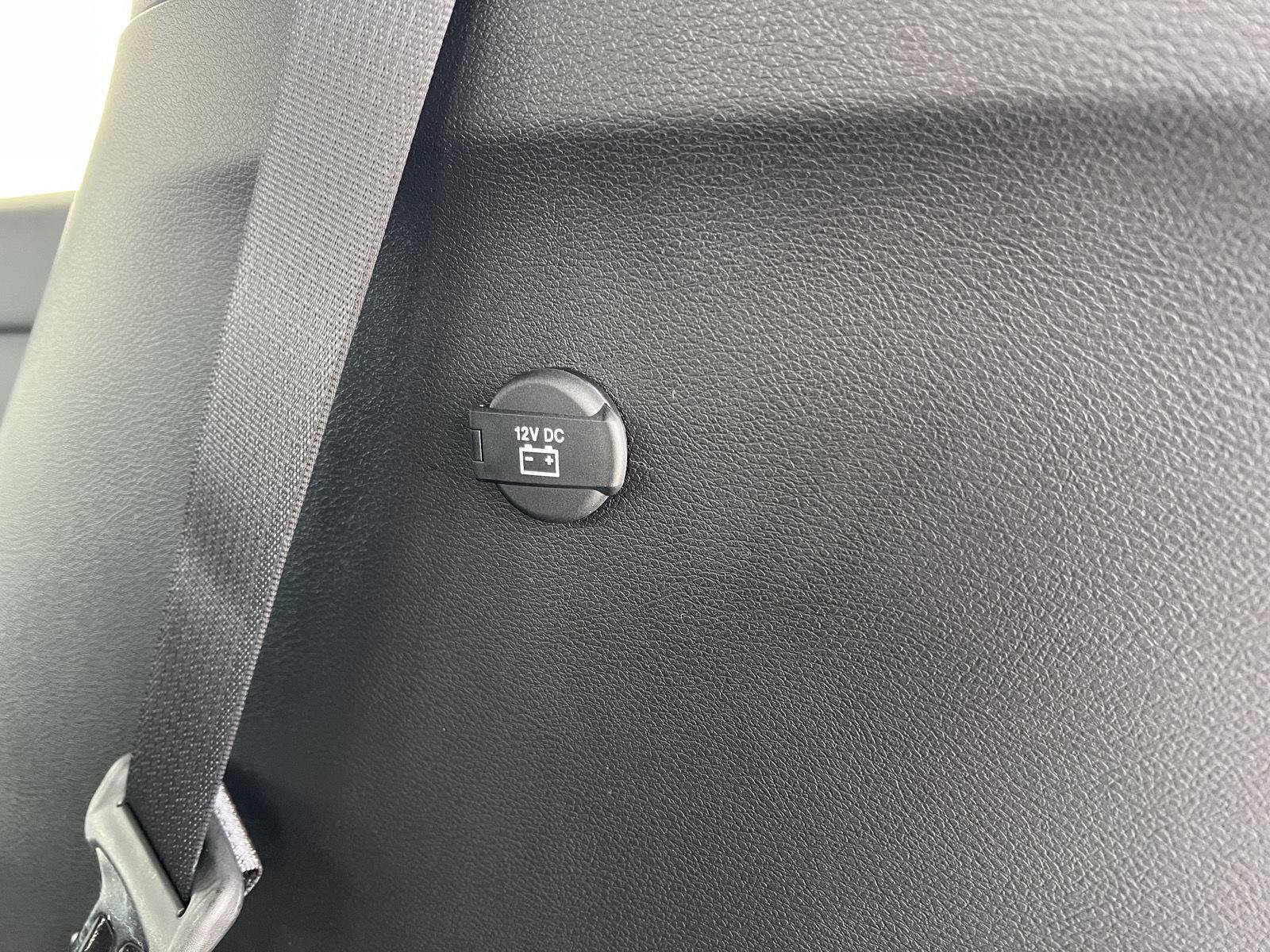 New 2026 Chrysler Pacifica Select image 54