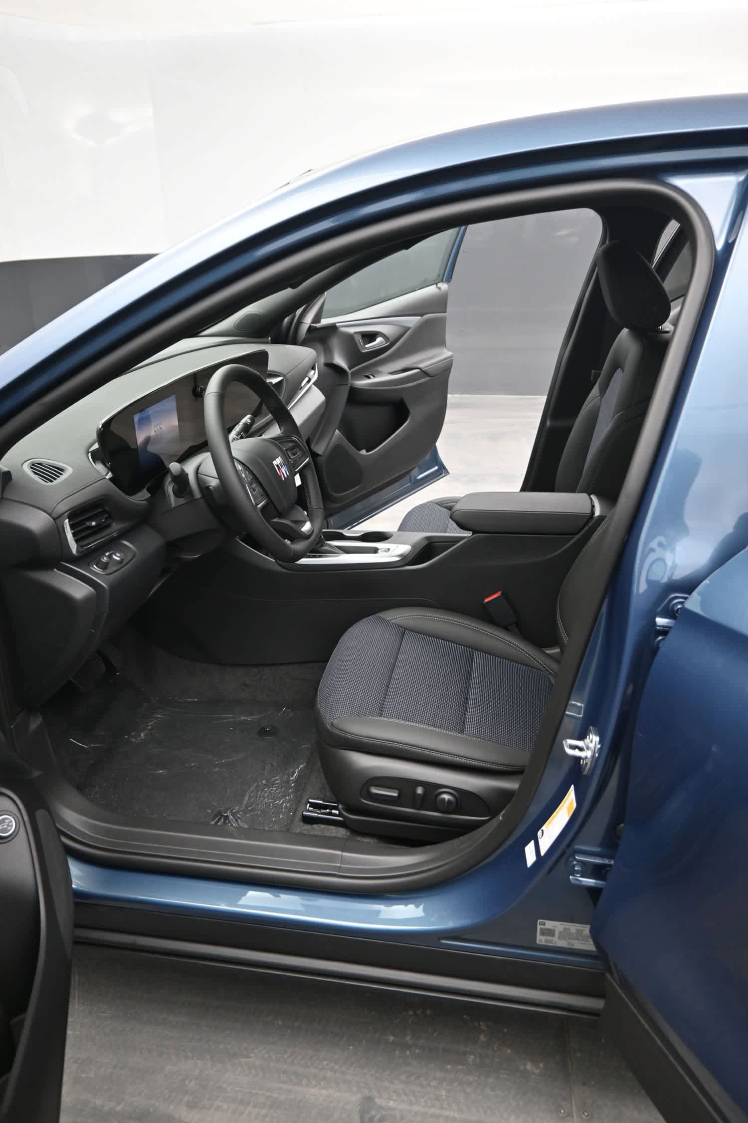 New 2026 Buick Envista Preferred w/ Convenience I Package FWD image 16