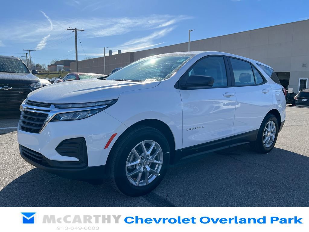 Used 2024 Chevrolet Equinox LS image 7