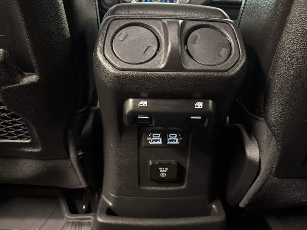 Used 2023 Jeep Wrangler Unlimited Rubicon w/ LED Lighting Group AWD/4WD image 34