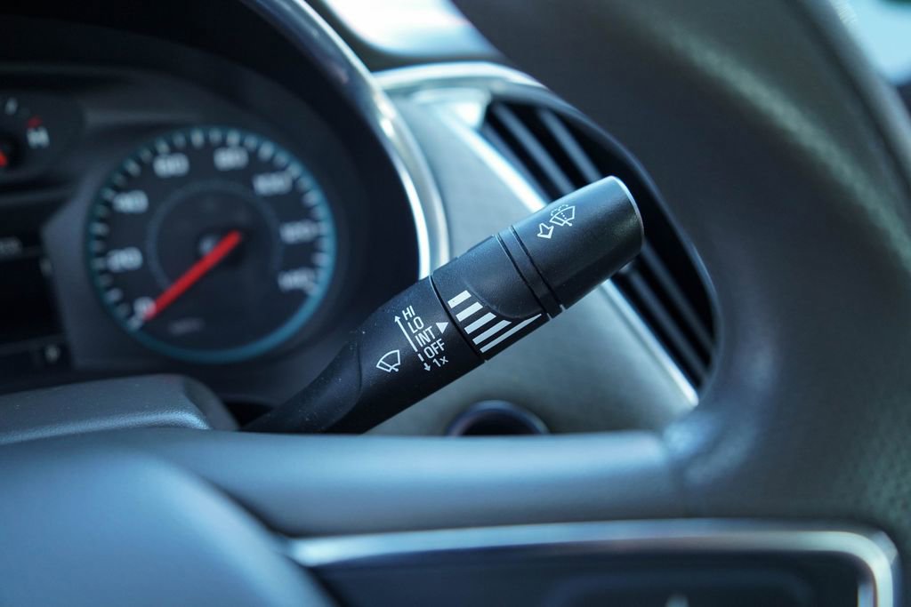 Used 2021 Chevrolet Malibu LT image 27