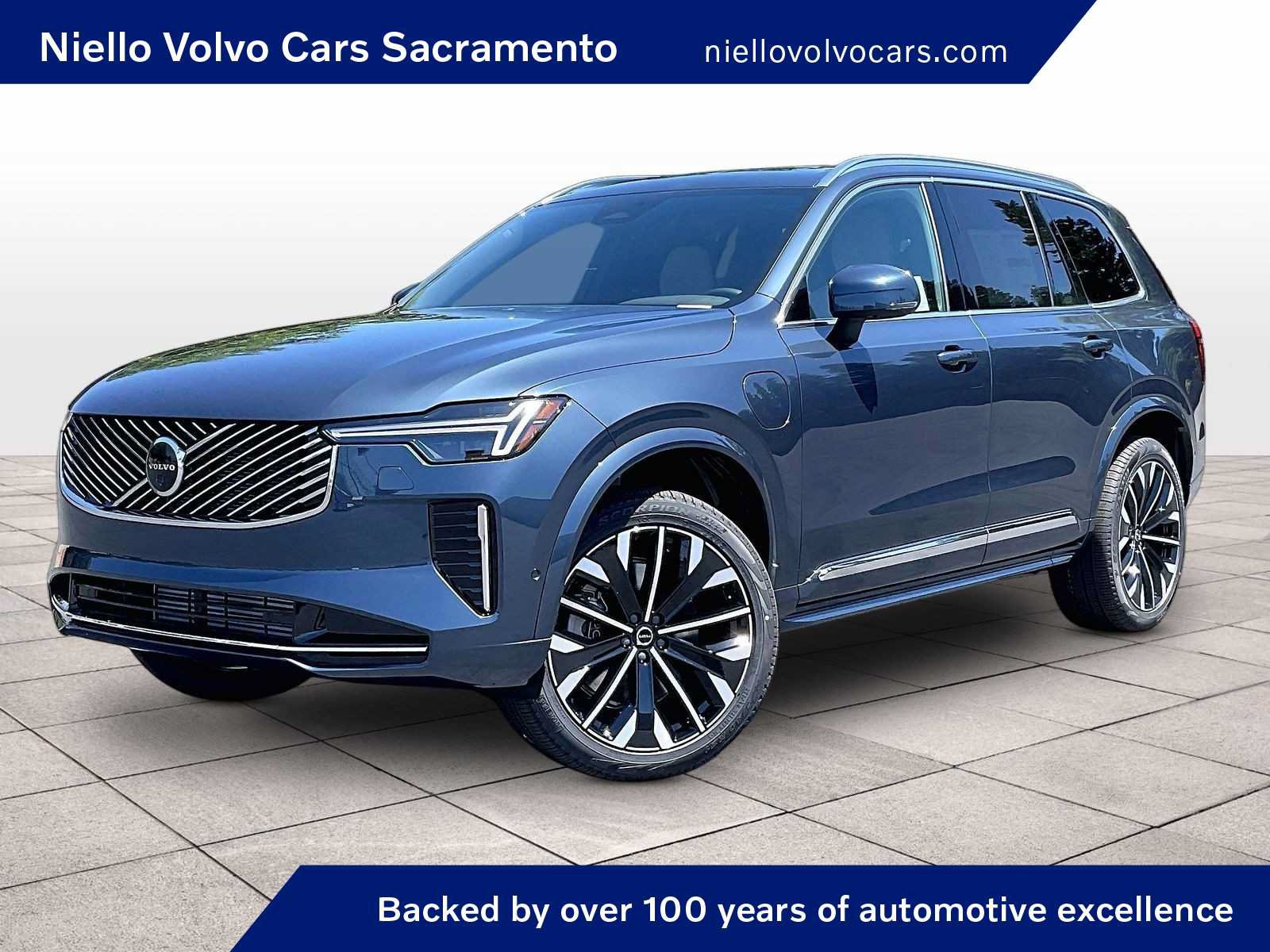 New 2026 Volvo XC90 T8 Plus w/ Protection Package AWD/4WD image 1