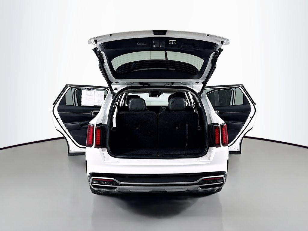 Used 2022 Kia Sorento EX w/ Panoramic Sunroof Package FWD image 21