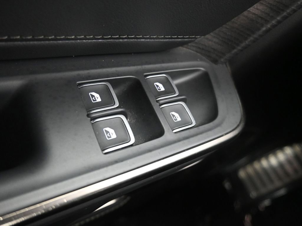 Used 2022 Rivian R1T Adventure image 26