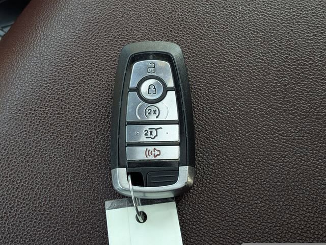 Used 2024 Ford Expedition Limited AWD/4WD image 32