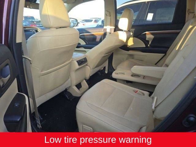 Used 2019 Toyota Highlander Limited Platinum image 5