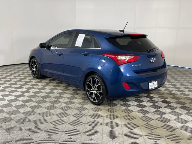Used 2016 Hyundai Elantra GT FWD image 14