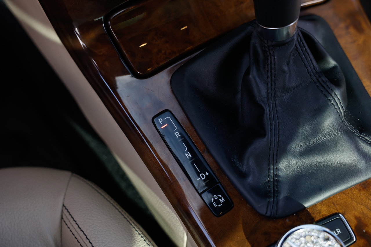 Used 2014 Mercedes-Benz SLK 250 image 35