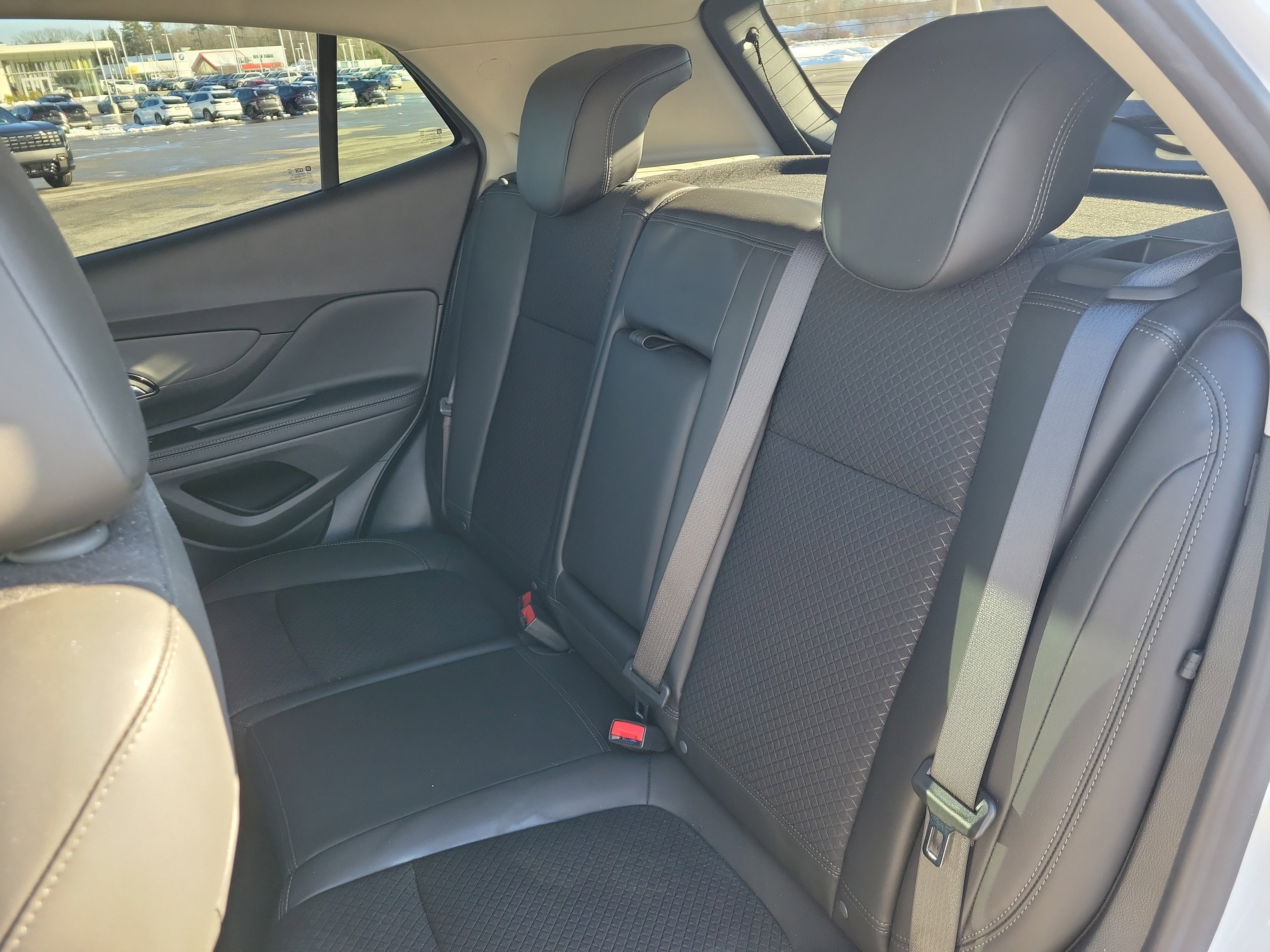 Certified 2022 Buick Encore Preferred w/ Safety Package image 16