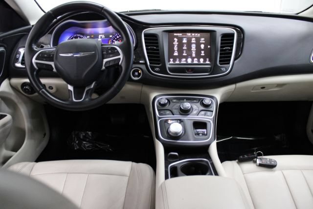 Used 2015 Chrysler 200 C w/ Navigation & Sound Group I FWD image 2