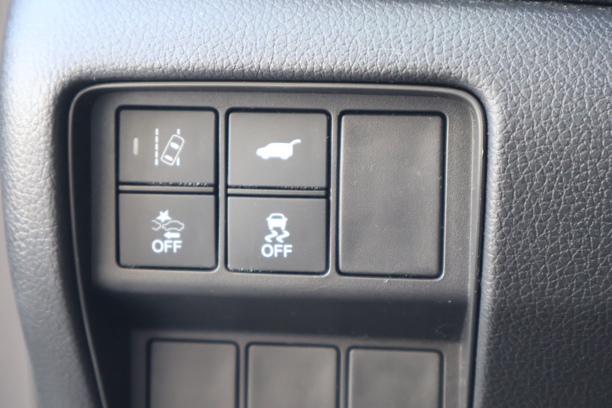Used 2018 Honda CR-V Touring image 20