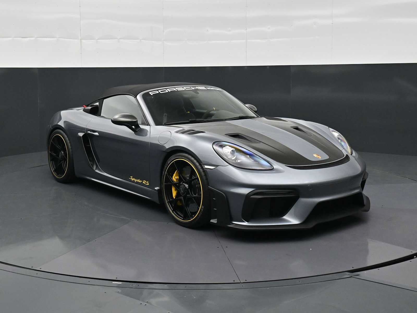 Certified 2025 Porsche 718 Boxster Spyder RS RWD image 26