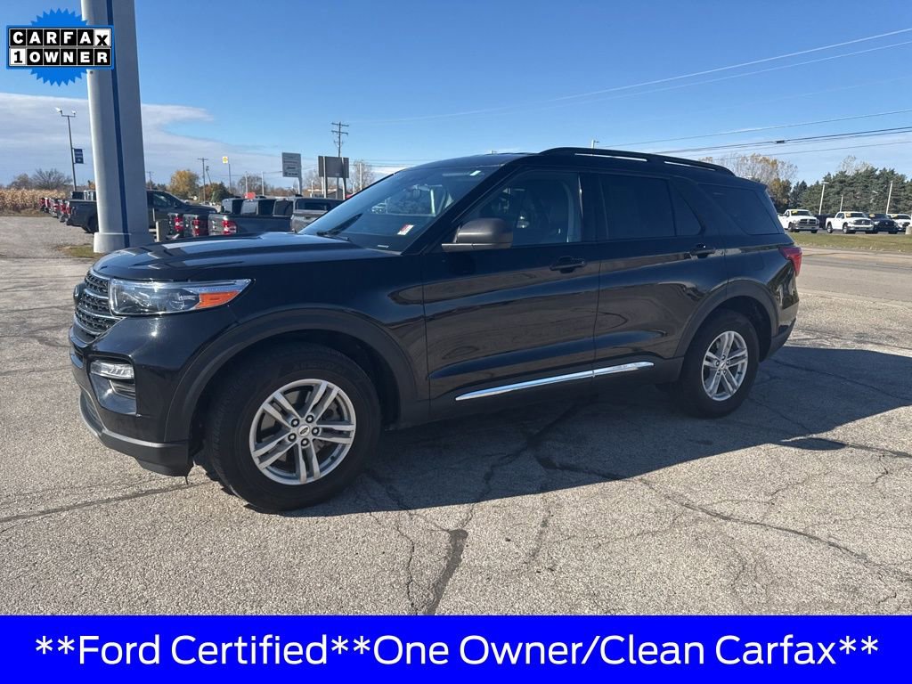Used 2023 Ford Explorer XLT w/ Equipment Group 202A image 2
