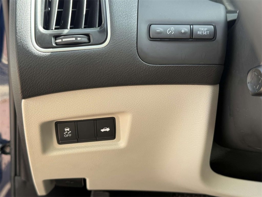 Used 2021 INFINITI Q50 Sensory w/ Cargo Package image 18