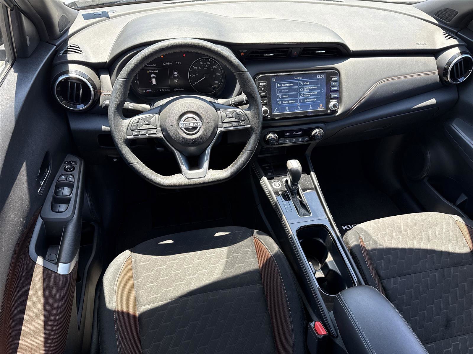 Used 2023 Nissan Kicks SR FWD image 14