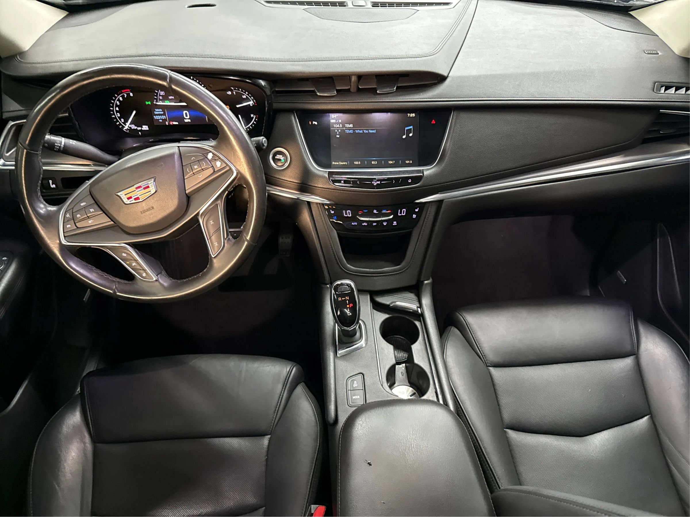 Used 2019 Cadillac XT5 Premium Luxury FWD image 18