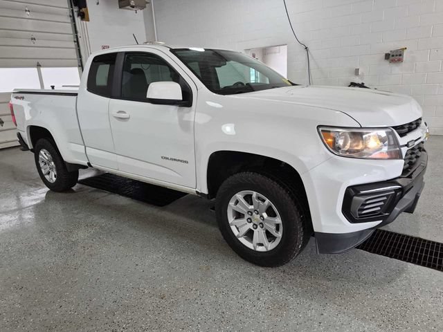 Used 2022 Chevrolet Colorado LT w/ Fleet Safety Package AWD/4WD image 2
