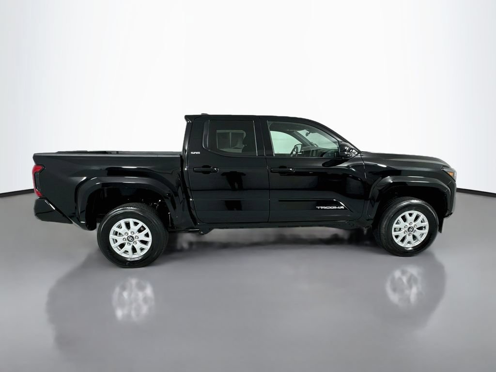 Used 2025 Toyota Tacoma SR5 RWD image 8