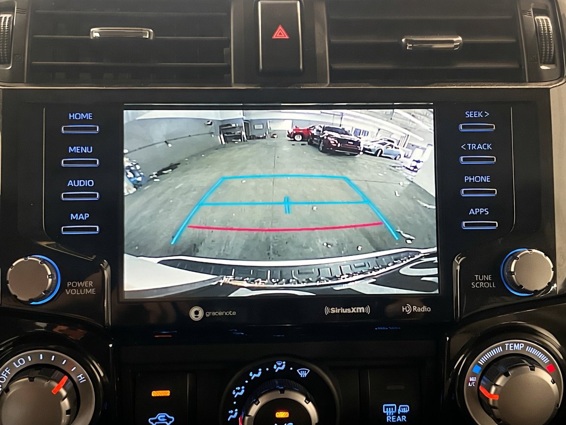 Used 2021 Toyota 4Runner TRD Off-Road Premium w/ Moonroof Package AWD/4WD image 10
