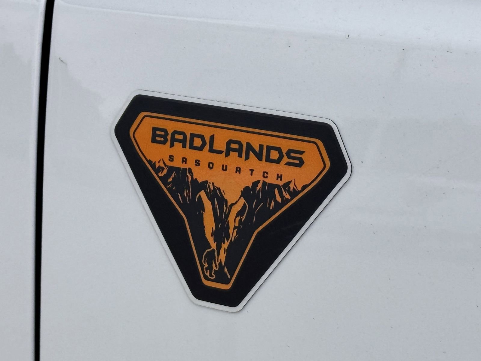 New 2026 Ford Bronco Badlands image 9