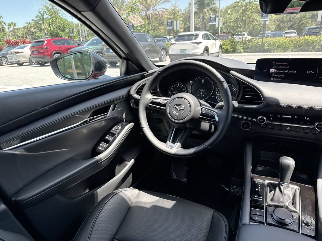 Certified 2026 MAZDA MAZDA3 Hatchback w/Premium Plus Pkg AWD/4WD image 21
