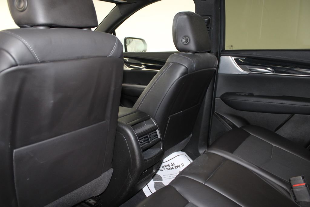 Used 2024 Cadillac XT5 Premium Luxury AWD/4WD image 19