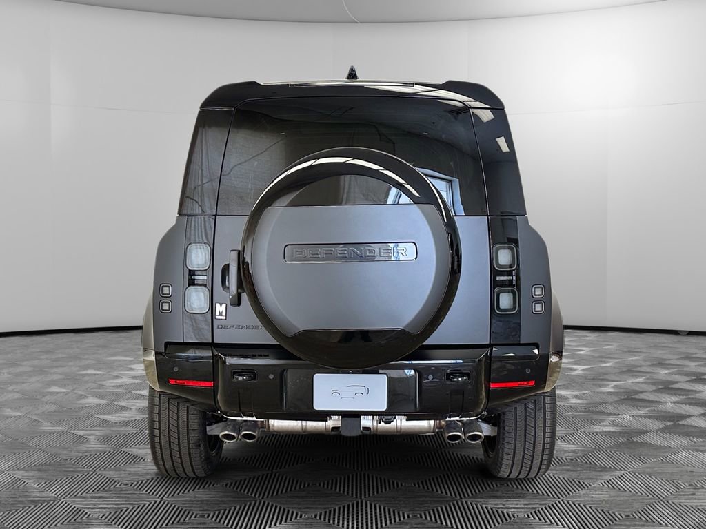 New 2026 Land Rover Defender 110 V8 AWD/4WD image 4