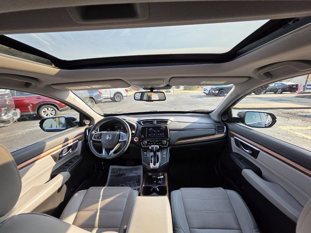 Used 2020 Honda CR-V Touring image 11