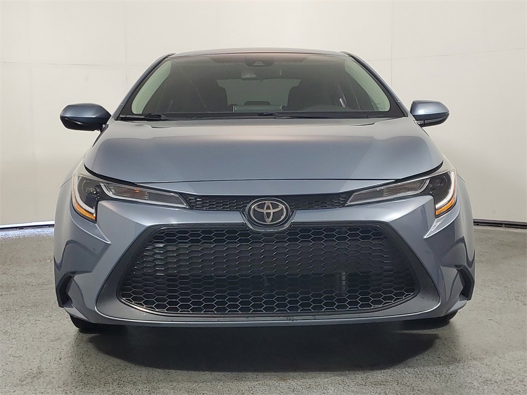 Used 2020 Toyota Corolla LE image 2