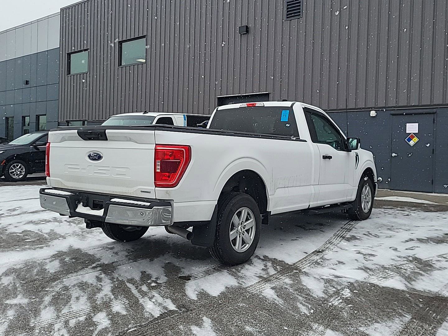 Used 2023 Ford F150 XLT w/ Trailer Tow Package image 3
