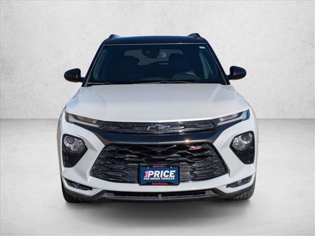 Used 2023 Chevrolet TrailBlazer RS w/ Sun and Liftgate Package image 2